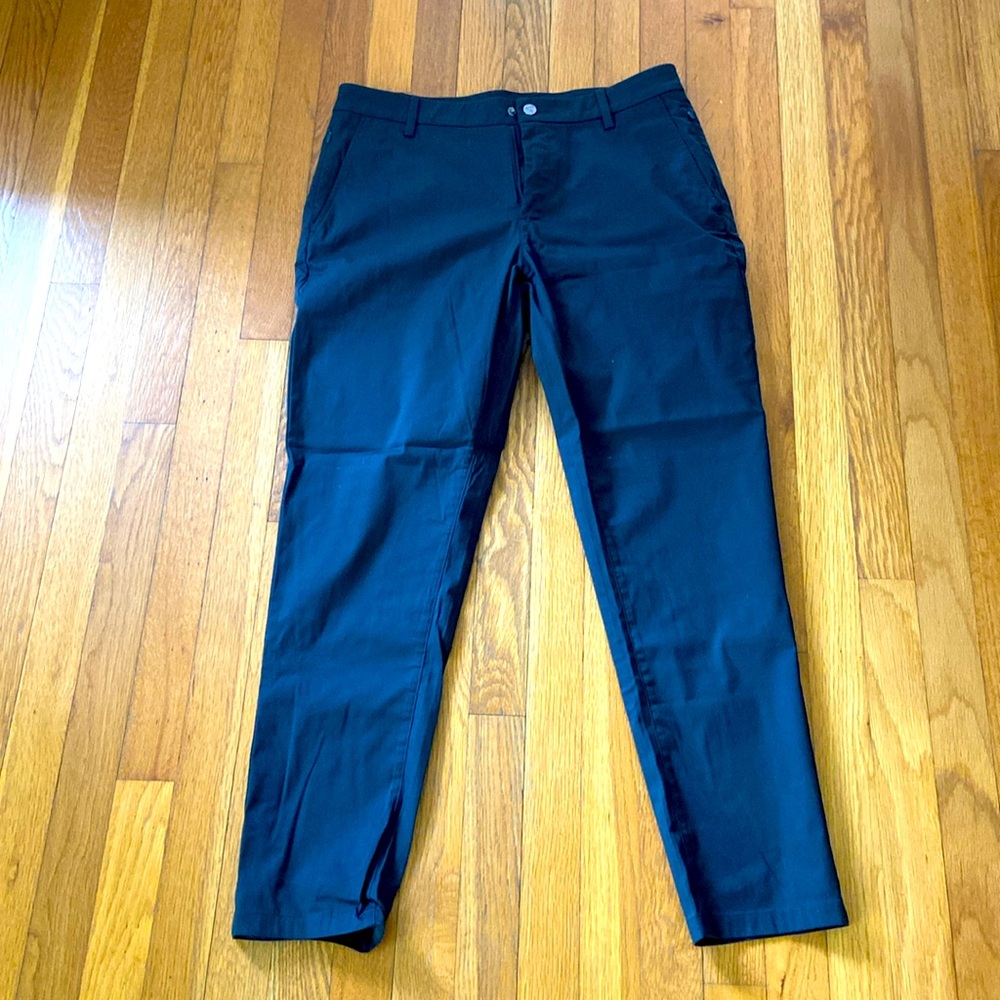 Men’s stretch khakis 34x30